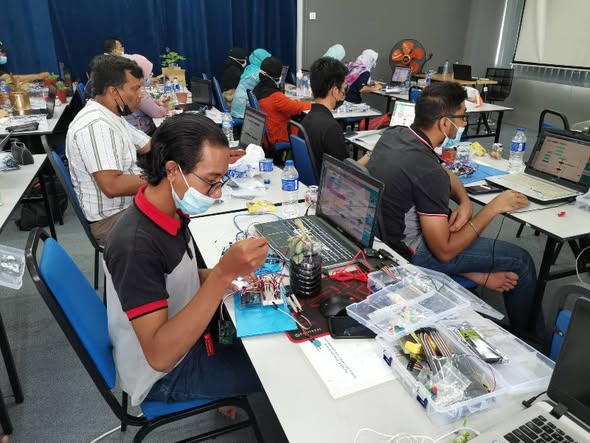 uniten2